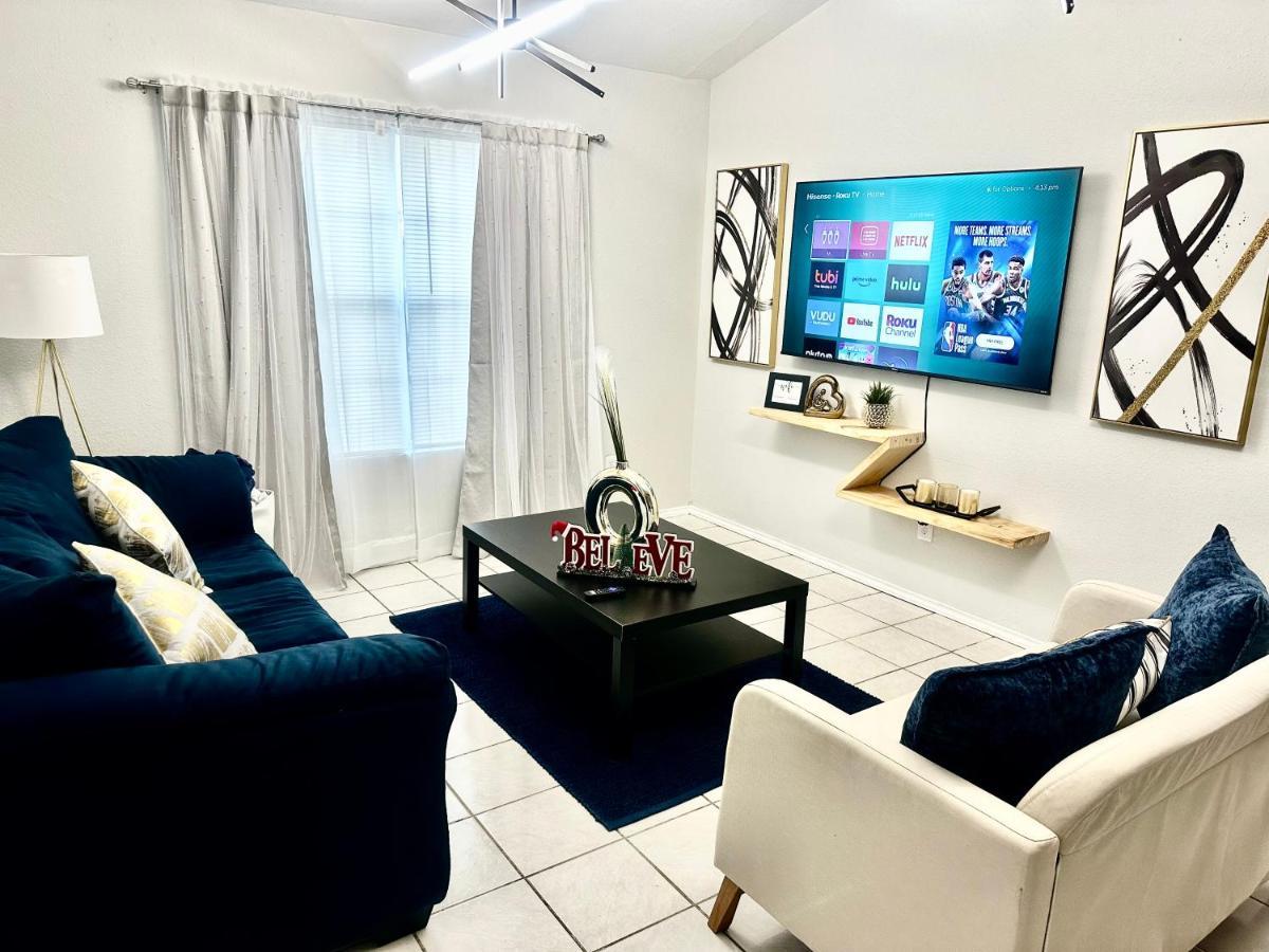 Traveler Stay Plus Eagle Pass Extérieur photo