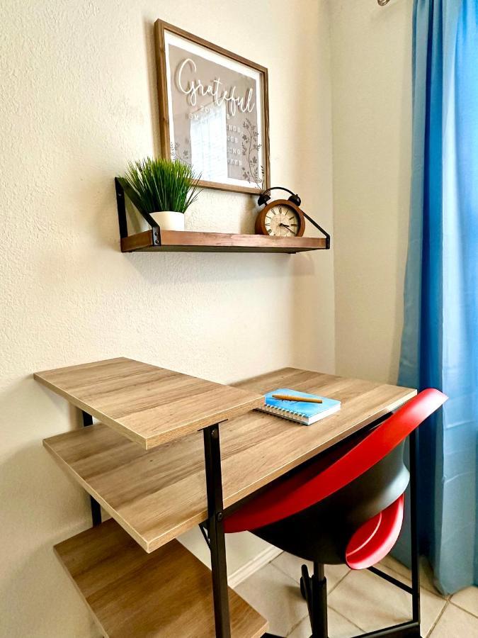 Traveler Stay Plus Eagle Pass Extérieur photo