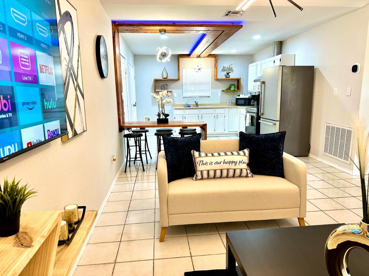 Traveler Stay Plus Eagle Pass Extérieur photo
