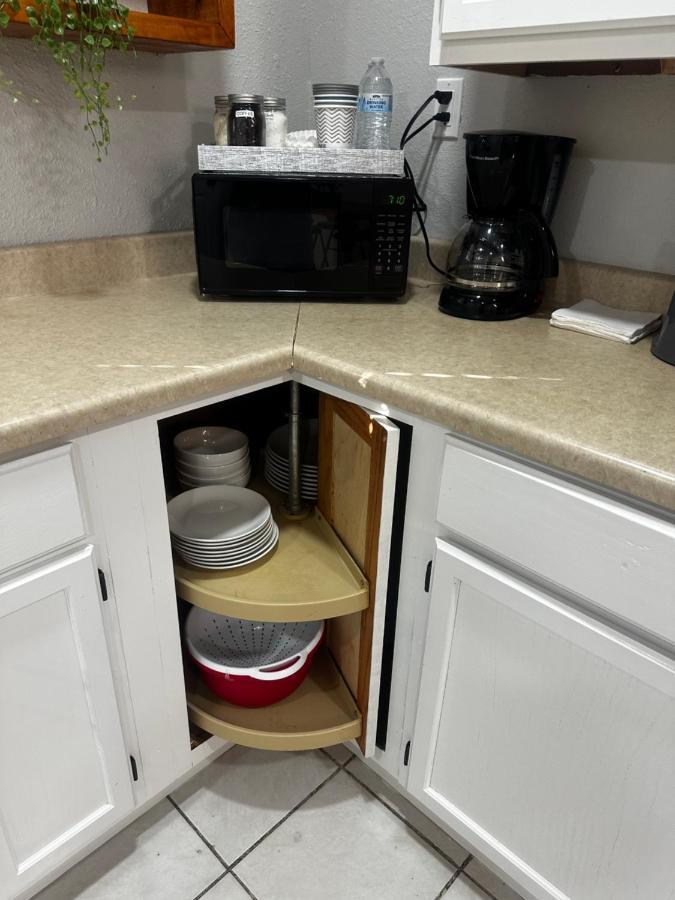 Traveler Stay Plus Eagle Pass Extérieur photo