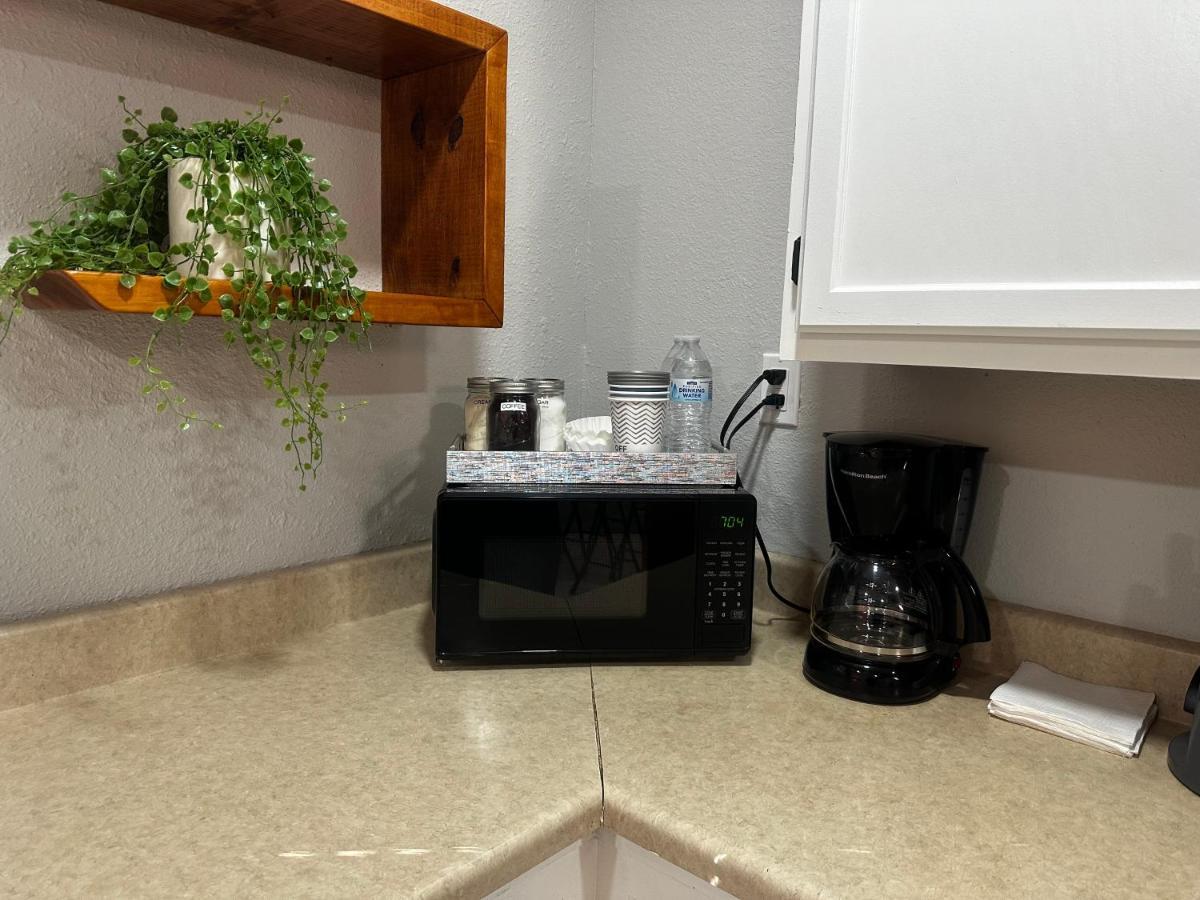 Traveler Stay Plus Eagle Pass Extérieur photo